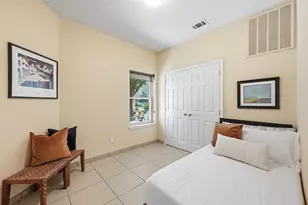 730 Bordeaux Dr, Euless, TX 76039 - Photo 17