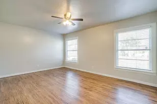 2305 Bonnie Brae Ave, Fort Worth, TX 76111 - Photo 7