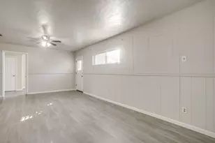 2305 Bonnie Brae Ave, Fort Worth, TX 76111 - Photo 23