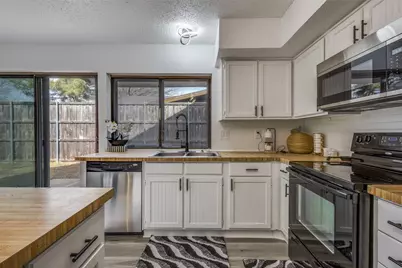 5407 Duchess Court, Lake Dallas, TX 75065 - Photo 11