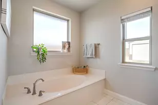 116 Acasia St, Godley, TX 76044 - Photo 21