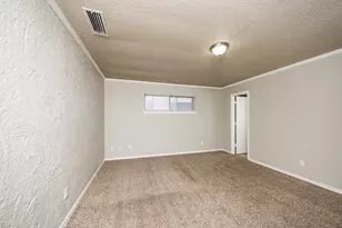 2912 Yorktown Rd, Mesquite, TX 75149 - Photo 9