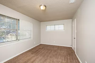 2912 Yorktown Road, Mesquite, TX 75149 - Photo 13