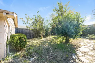 2912 Yorktown Road, Mesquite, TX 75149 - Photo 17