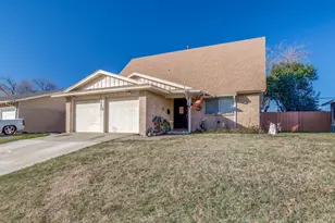 1400 Milam Way, Carrollton, TX 75006 - Photo 3