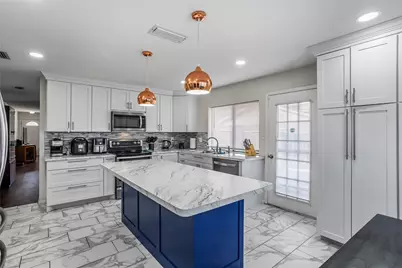 3112 Mayfair Drive, Carrollton, TX 75007 - Photo 7