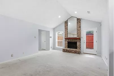 1611 Willow Lane, Euless, TX 76039 - Photo 3