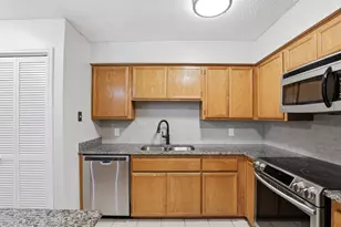 1611 Willow Ln, Euless, TX 76039 - Photo 7