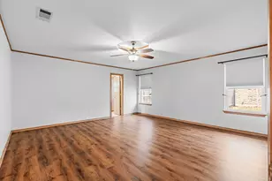 7401 Spring Lea Way, North Richland Hills, TX 76182 - Photo 21