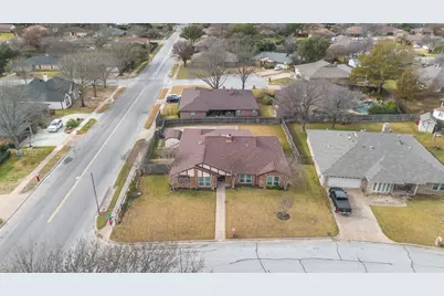 7401 Spring Lea Way, North Richland Hills, TX 76182 - Photo 31