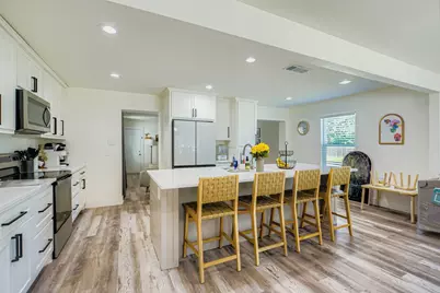 1601 Rindie Street, Irving, TX 75060 - Photo 7