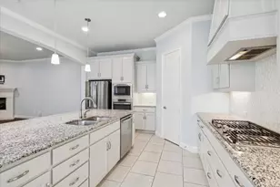 6928 Heather Ln, North Richland Hills, TX 76182 - Photo 9