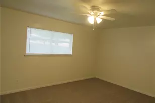 2622 Branch Oaks Dr, Garland, TX 75043 - Photo 7