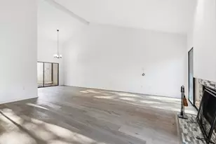 9611 Orchard Hill, Dallas, TX 75243 - Photo 29