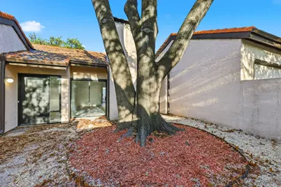 9611 Orchard Hill, Dallas, TX 75243 - Photo 33