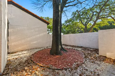 9611 Orchard Hill, Dallas, TX 75243 - Photo 35