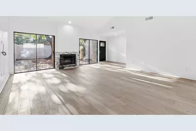 9611 Orchard Hill, Dallas, TX 75243 - Photo 11