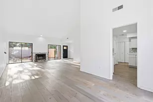 9611 Orchard Hill, Dallas, TX 75243 - Photo 25