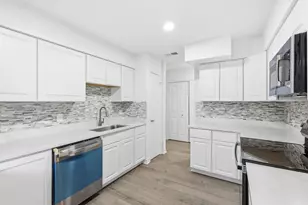 9611 Orchard Hill, Dallas, TX 75243 - Photo 21