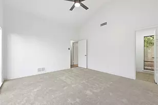 9611 Orchard Hill, Dallas, TX 75243 - Photo 17