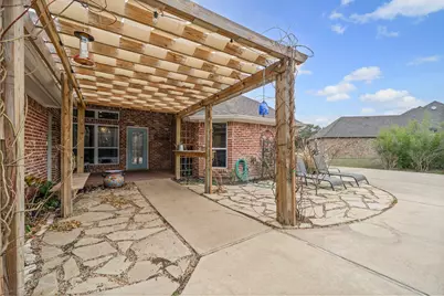 1061 White Bluff Drive, Whitney, TX 76692 - Photo 7