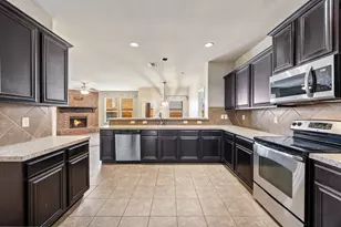 2028 Carriage Rd, Heartland, TX 75126 - Photo 9