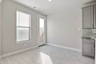 521 Hutchinson Ln, Lewisville, TX 75077 - Photo 7