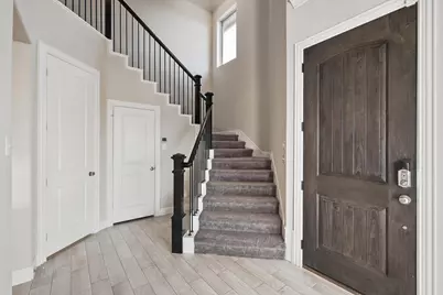 521 Hutchinson Lane, Lewisville, TX 75077 - Photo 3