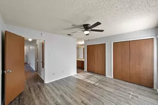 406 E Denton Dr, Euless, TX 76039 - Photo 23
