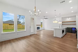 3835 Spence St, Dallas, TX 75215 - Photo 11