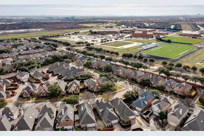 8606 Old Oak Drive, Irving, TX 75063 - Photo 23