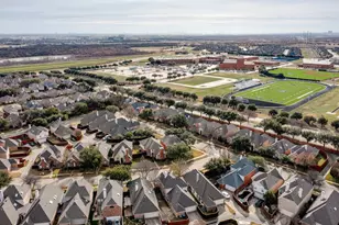 8606 Old Oak Dr, Irving, TX 75063 - Photo 23