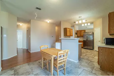 3011 Blacksmith Court, Grand Prairie, TX 75052 - Photo 9