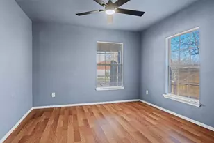 2522 W Clarendon Dr, Dallas, TX 75211 - Photo 13