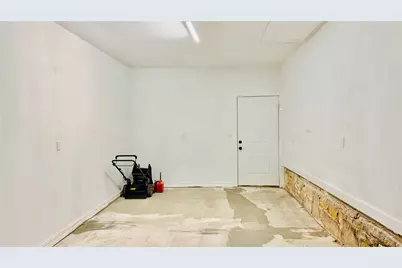 415 Colorado Avenue, Graham, TX 76450 - Photo 15