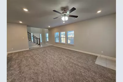 2803 18th Street W, Irving, TX 75060 - Photo 9