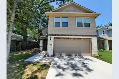 2803 18th Street W, Irving, TX 75060 - Photo 1