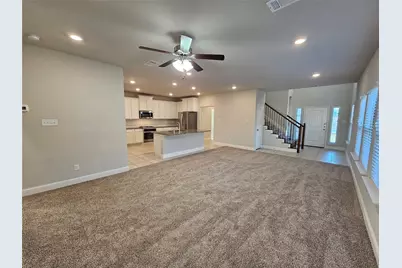 2803 18th Street W, Irving, TX 75060 - Photo 7