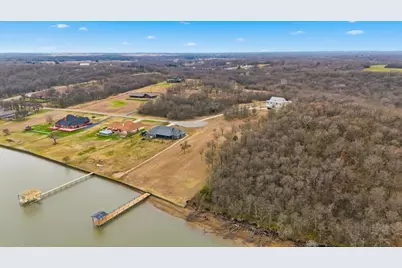 401 Meandering Way, Corsicana, TX 75109 - Photo 15