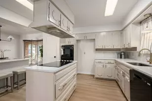 1319 San Antone Ln, Lewisville, TX 75077 - Photo 9