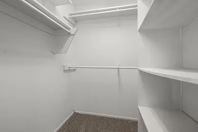 310 E Springdale Lane, Grand Prairie, TX 75052 - Photo 15