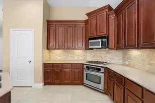 2633 Waters Edge Ln, Fort Worth, TX 76116 - Photo 9