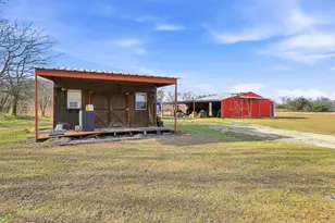 689 Stafford Rd, Italy, TX 76651 - Photo 27