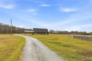 689 Stafford Rd, Italy, TX 76651 - Photo 33