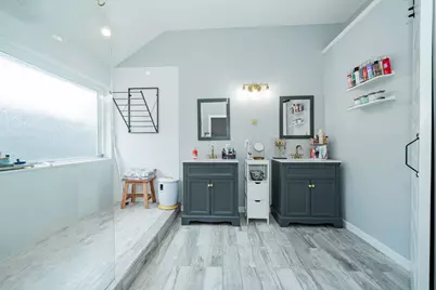 2102 Greenview Drive, Carrollton, TX 75010 - Photo 27