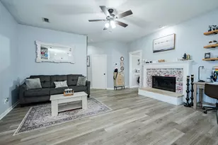 2102 Greenview Dr, Carrollton, TX 75010 - Photo 19