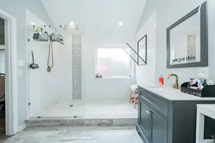 2102 Greenview Dr, Carrollton, TX 75010 - Photo 23