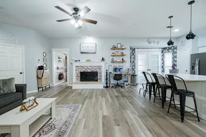 2102 Greenview Drive, Carrollton, TX 75010 - Photo 15