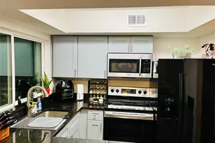 2640 Via Valencia, Carrollton, TX 75006 - Photo 5