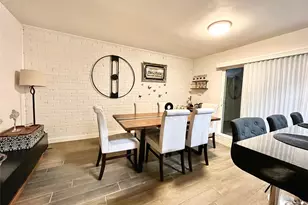 2640 Via Valencia, Carrollton, TX 75006 - Photo 13